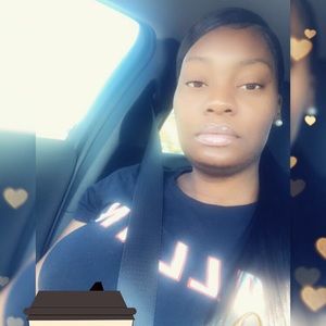 Meet your Posher, Roxy